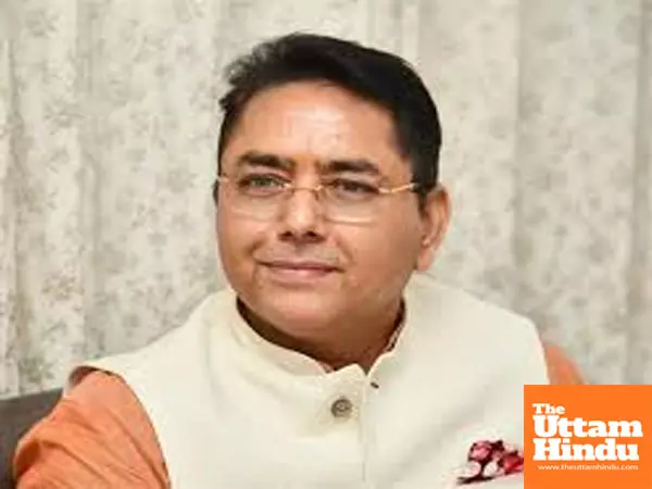 Aman Arora demands SIT Probe into SAD Leader’s alleged links with gangsters after SAD fields gangster’s close relative in Tarn Taran bypoll Aman Arora demands SIT Probe into SAD Leader’s alleged links with gangsters after SAD fields gangster’s close relative in Tarn Taran bypoll