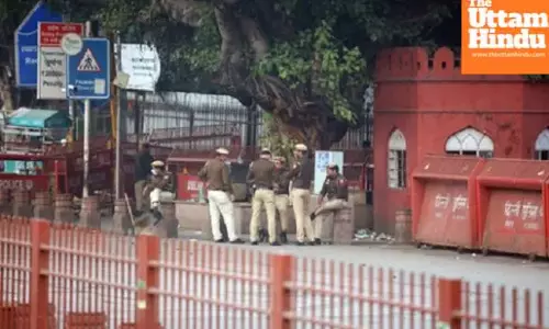 Delhi blast investigation deepens as police find three 9mm cartridges