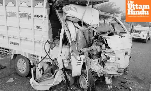 Ramdevra-bound pilgrims meet with fatal crash; 6 killed, 14 injured