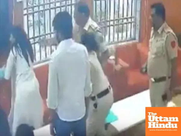 DUs Deepika Jha suspended, barred from campuses after slapping professor DUs Deepika Jha suspended, barred from campuses after slapping professor