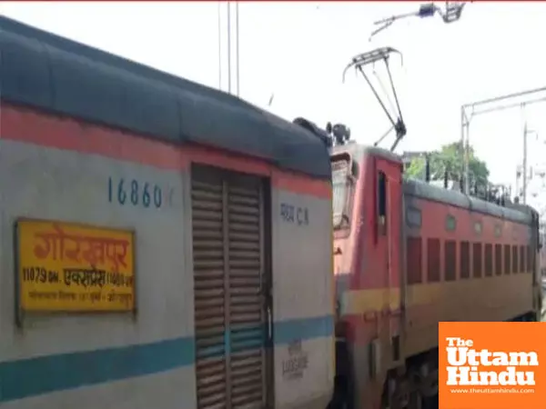 Bomb scare rocks Gorakhpur-LTT express: Train halted in Bhadohi, passengers evacuated amid heightened security
