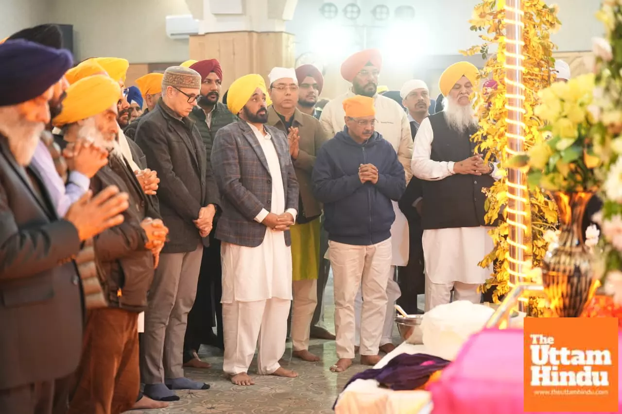 CM BHAGWANT MANN, ARVIND KEJRIWAL AND J&K CM OMAR ABDULLAH JOIN SANGAT IN NAGAR KIRTAN FROM SRINAGAR