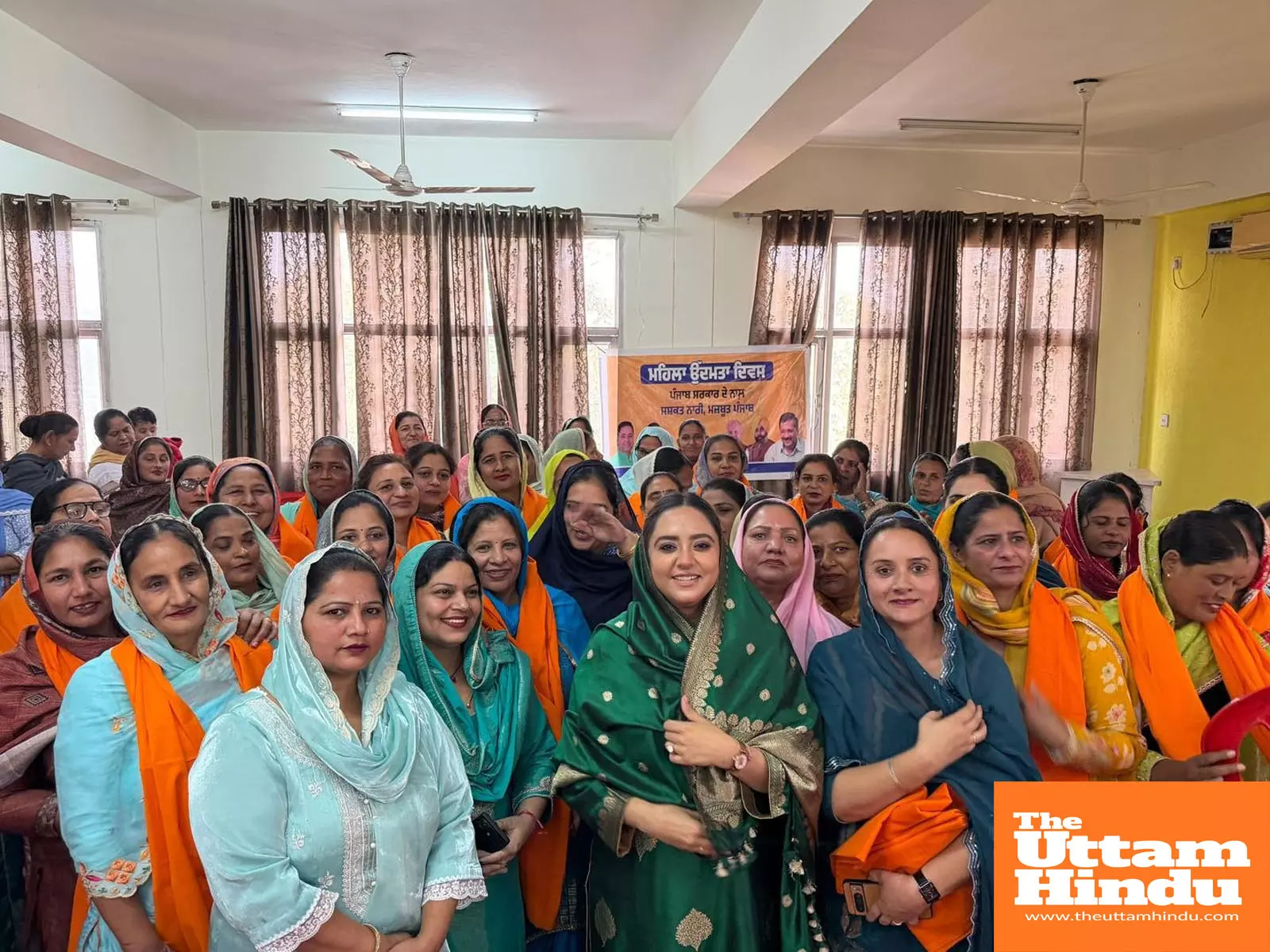 Women wing president Amandeep Kaur Arora felicitates women entrepreneurs at an event “Empowered women, strong women”