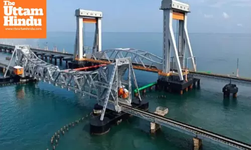 Warning for Ramesshwaram Travellers! Danger Alert on Pamban Bridge; Is Your Train on the List?