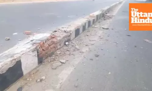 Out-of-control Mercedes mows down 3 sleeping on Delhi footpath; 1 killed