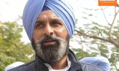 Vigilance crackdown: Liquor trader linked to Bikram Majithia held