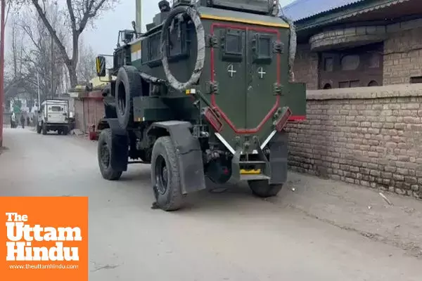 NIA Acts in Delhi Blast Case, Raids Homes of Maulvi Irfan, Dr. Adeel and Muzammil in Jammu & Kashmir NIA Acts in Delhi Blast Case, Raids Homes of Maulvi Irfan, Dr. Adeel and Muzammil in Jammu & Kashmir