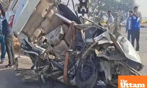 Blood on the highway: Runaway truck smashes into Punjab Roadways bus and a car, 3 dead in seconds