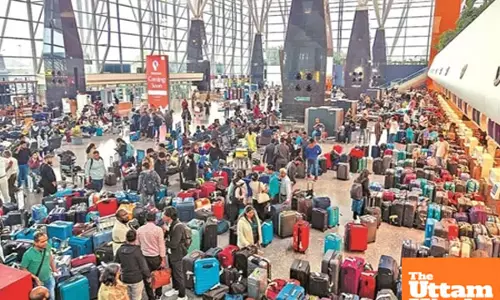 Govt gives IndiGo ultimatum: Refund passengers by Dec 7, 8 pm or face action Govt gives IndiGo ultimatum: Refund passengers by Dec 7, 8 pm or face action