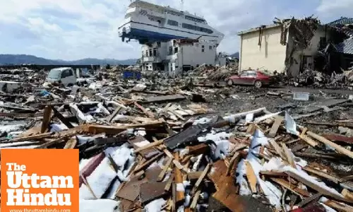 Earthquake of 7.5 Magnitude in Japan: Tsunami Warning Issued; PM Forms Emergency Task Force; People in Panic