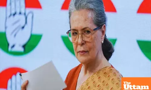 Sonia Gandhi gets birthday surprise: Court notice over voter list issue Sonia Gandhi gets birthday surprise: Court notice over voter list issue