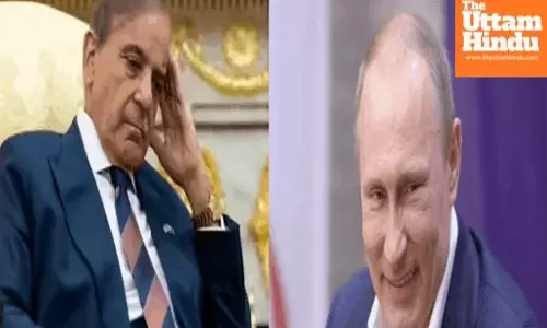 After a 40-minute wait, Pakistani PM forces entry into Putin’s meeting; Russian president responds with a wink After a 40-minute wait, Pakistani PM forces entry into Putin’s meeting; Russian president responds with a wink