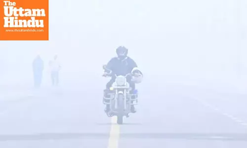 Dense fog and pollution choke Delhi-NCR, AQI in ‘severe’ category makes breathing difficult