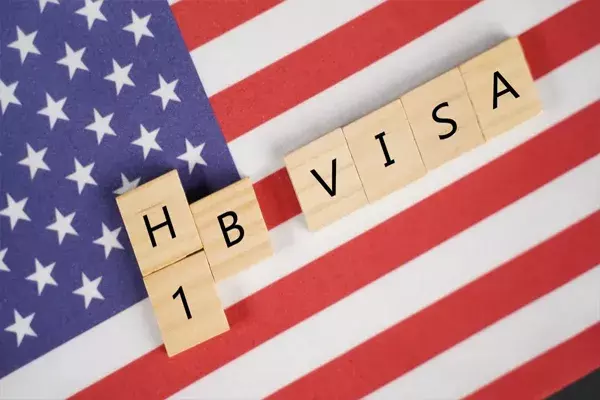 H-1B Visa: US Cancels Interviews, Indians Face Renewal Delays Till 2026, Job Uncertainty Looms