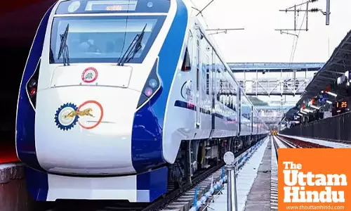 Vande Bharat train TTE accused of bullying, demanded ₹3,500 for a ₹1,500 ticket and abused passenger in front of family