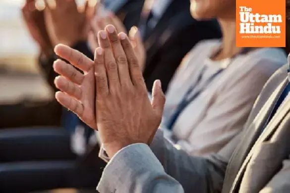 Just 15 minutes of daily clapping can offer surprising health benefits Just 15 minutes of daily clapping can offer surprising health benefits