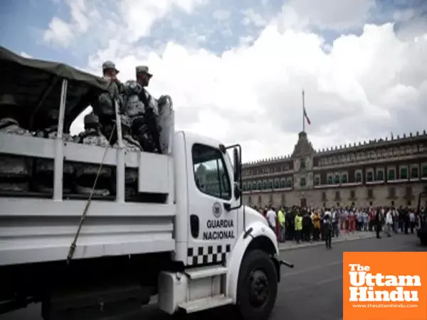 Mexico hit by 6.5-magnitude earthquake: 2 dead and 12 injured, presidential palace evacuated Mexico hit by 6.5-magnitude earthquake: 2 dead and 12 injured, presidential palace evacuated