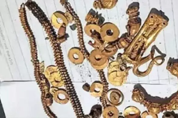 Digging for a house, villagers strike gold as pot of coins and jewellery is found