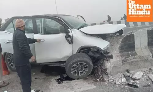Speeding Fortuner crashes into divider, five killed including woman Gujarat cop