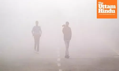 Delhi-NCR chokes under double whammy of fog and pollution, AQI soars to 466