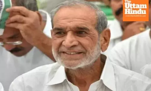 Anti-Sikh riots case: Sajjan Kumar acquitted in one case, faces charges over mob violence