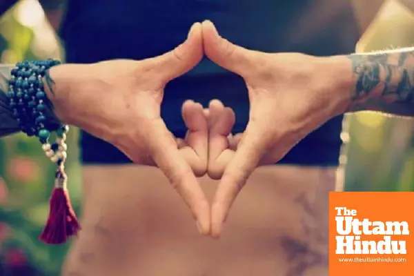 Yoni Mudra helps in thyroid and PCOD, improves hormonal balance Yoni Mudra helps in thyroid and PCOD, improves hormonal balance