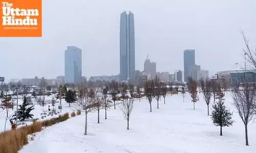 US snowstorm chaos: emergency declared, 13000+ flights cancelled, millions without power