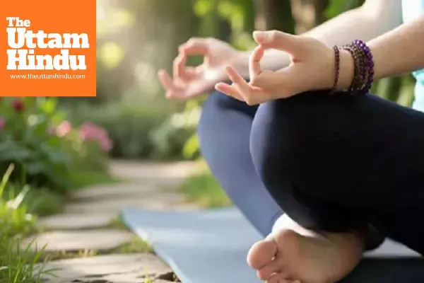 Varun Mudra beneficial for stomach, skin and joints, know what changes come with regular practice Varun Mudra beneficial for stomach, skin and joints, know what changes come with regular practice