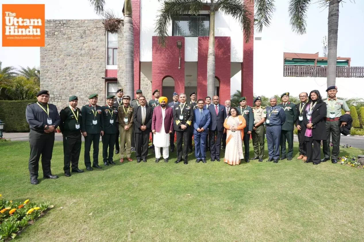 Delegation of National Defence College visits Punjab, calls on CM Bhagwant Singh Mann Delegation of National Defence College visits Punjab, calls on CM Bhagwant Singh Mann