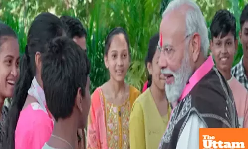 PM Modis warm hug: Gujarat brothers steal the show at Pariksha Pe Charcha 2026