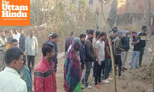 Shocking incident: bodies of mother and daughter found behind police office, blood oozing from nose and mouth; murder suspected