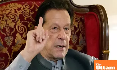 Lawyer raises alarm: Imran Khans right eye vision Pl plags at 15%, cites neglect in prison