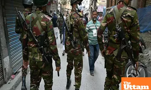 Bangladesh election violence: Bomb blasts, BNP leader killed in pre-poll clashes