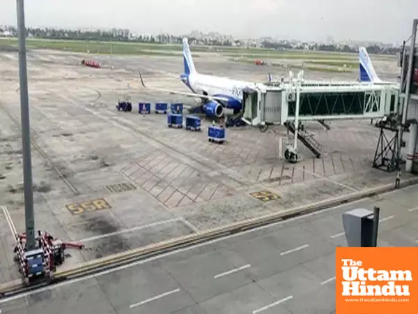 Bomb threat triggers panic at Kolkata airport, flight evacuated Bomb threat triggers panic at Kolkata airport, flight evacuated