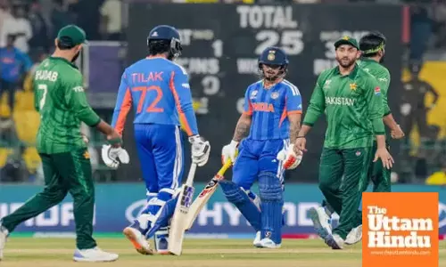 Ind vs Pak: India shines in big match, Pakistan gets target of 176 runs