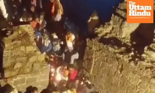 Stampede at Shivner Fort during Shivaji Maharaj birth anniversary celebrations, several injured