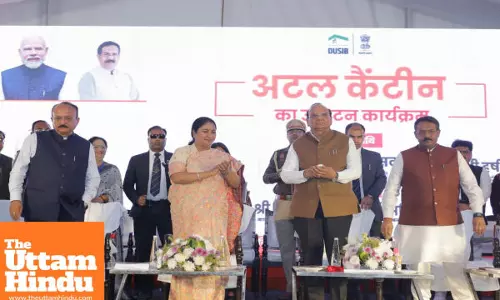 Lieutenant Governor Vinai Kumar Saxena and CM Rekha Gupta inaugurate 25 new Atal Canteens from Krishna Nagar