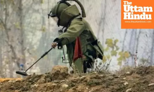 Another terrorist plot foiled in the valley, IED found by roadside in Ganderbal; bomb disposal squad on site