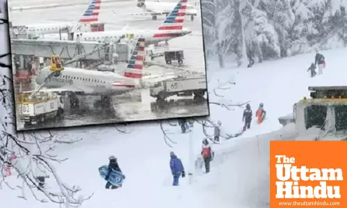 Emergency declared in United States after massive snowstorm; over 5,600 flights cancelled, schools, transport services and businesses shut