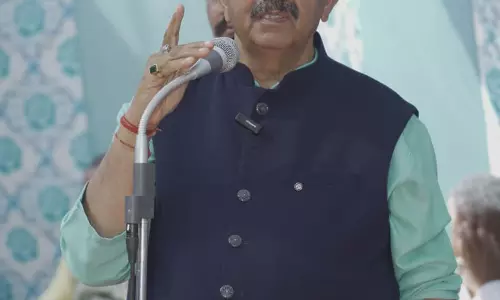 Panchayats are backbone of democracy, says Mukesh Agnihotri at Una event