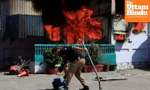Ali Khamenei death sparks riots in Pakistan, deadly clashes outside US consulate Ali Khamenei death sparks riots in Pakistan, deadly clashes outside US consulate