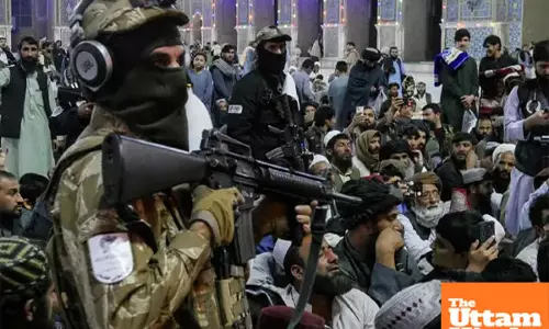 Pakistan launches airstrikes on Afghanistan, kills over 300 Taliban fighters in retaliatory operation