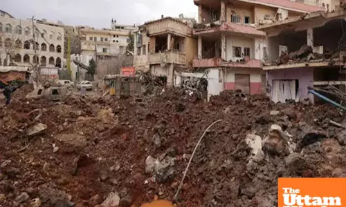 Israels raid in Lebanon for missing pilot kills 41, sparks tensions