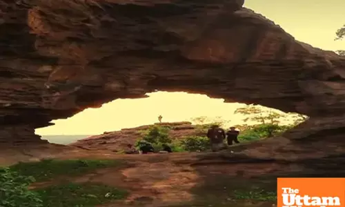 Odishas ancient wonder: 160-million-year-old natural arch draws global tourists