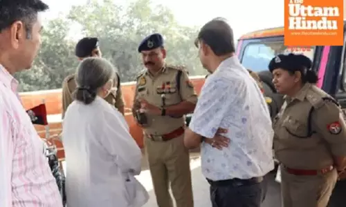 Massive fire at electronic meter factory injures 32 workers, 250 were on duty.