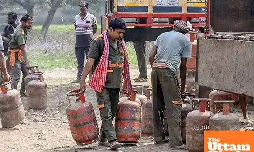Urgent alert for LPG users: Complete e-KYC from home to avoid subsidy and booking issues
