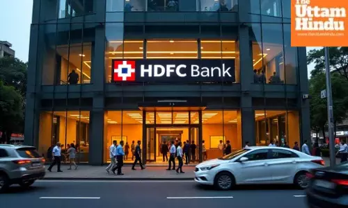 HDFC Bank loses ₹1 lakh crore in market value, RBI issues clarification on irregularities