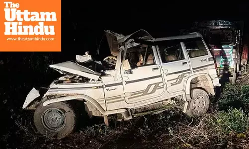 Tragic accident: Devotees’ Bolero crashes into tree, 5 including couple killed