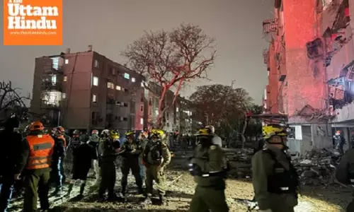 Iran fires missile barrage at Israels nuclear hubs Arad, Dimona; over 100 injured, 11 critical