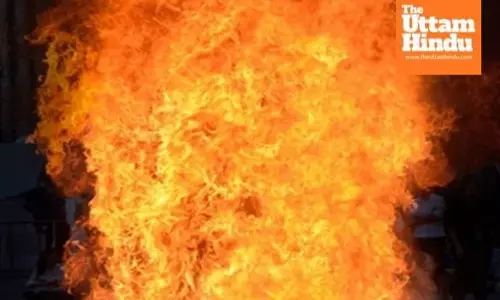 Blaze in multi storey building triggers chaos, child among four who jumped